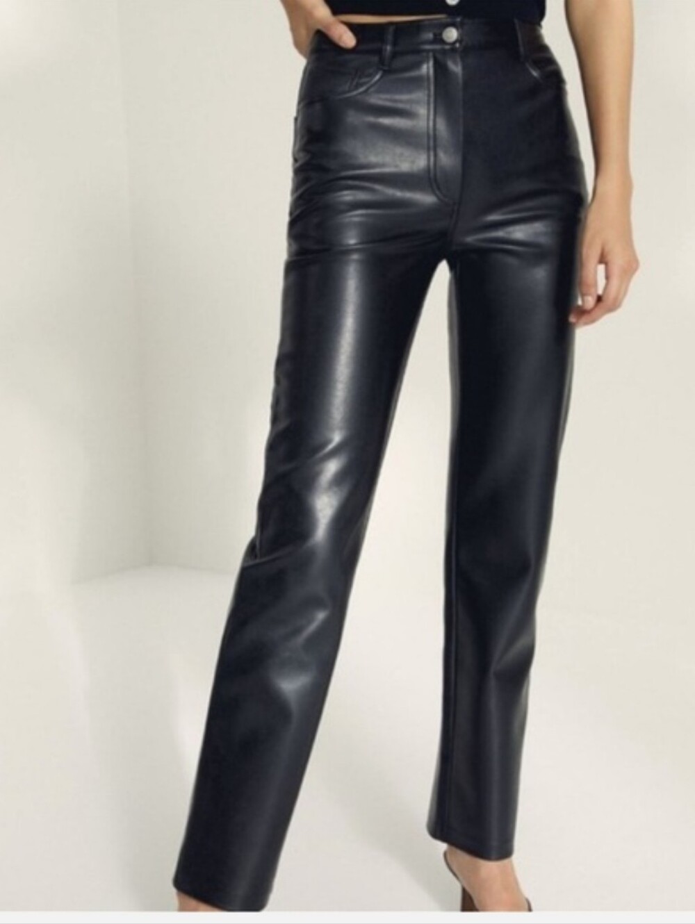 Aritzia Wilfred Melina Faux Leather High Rise Straight Leg Pants Womens